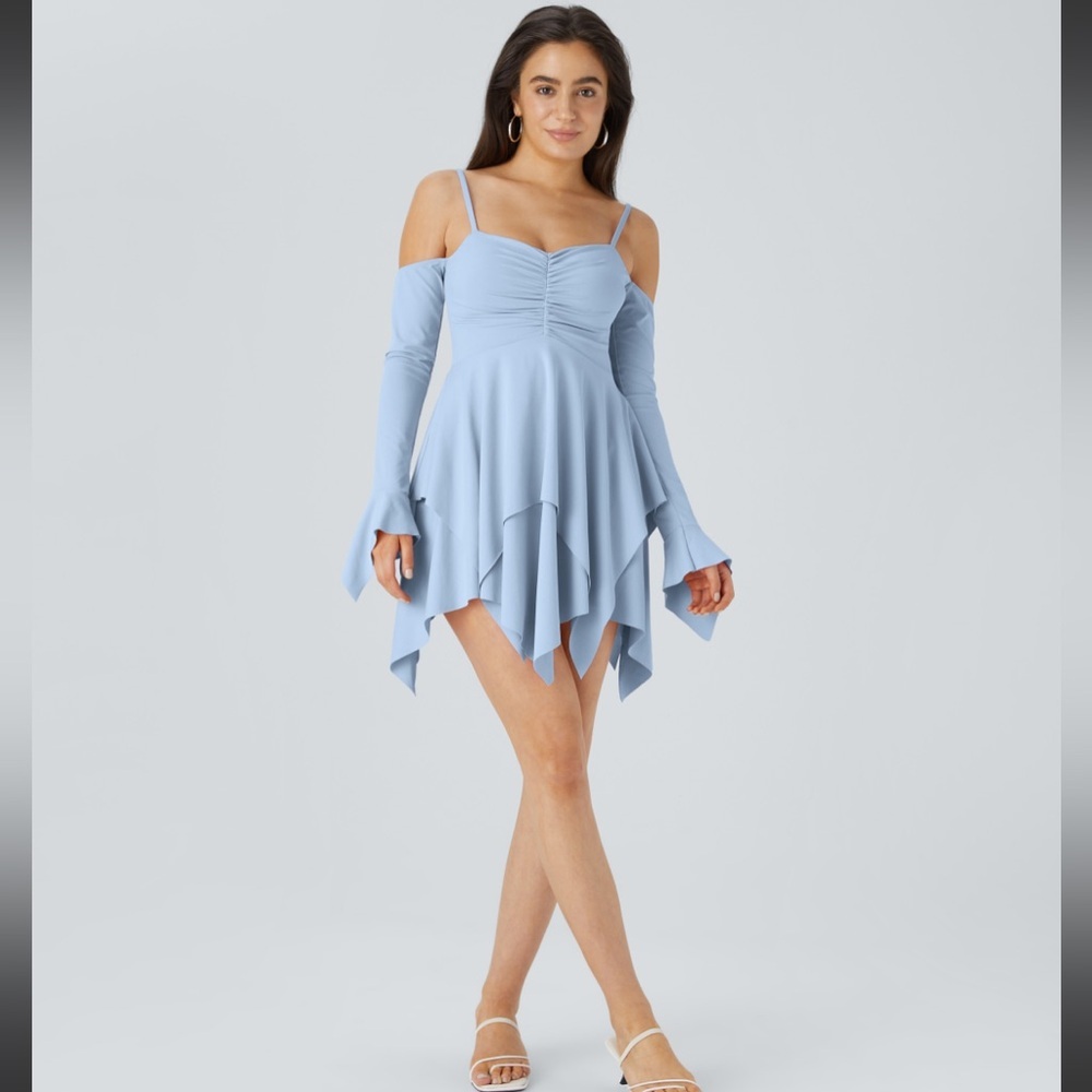 Adjustable Strap Ruched Backless Long Sleeve
Layered Hanky Hem Mini Casu… - Picture 3 of 4